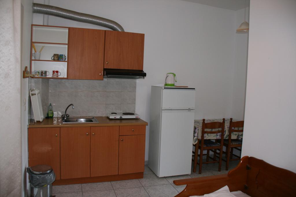 Aggeliko Apartment Gythio Exterior photo